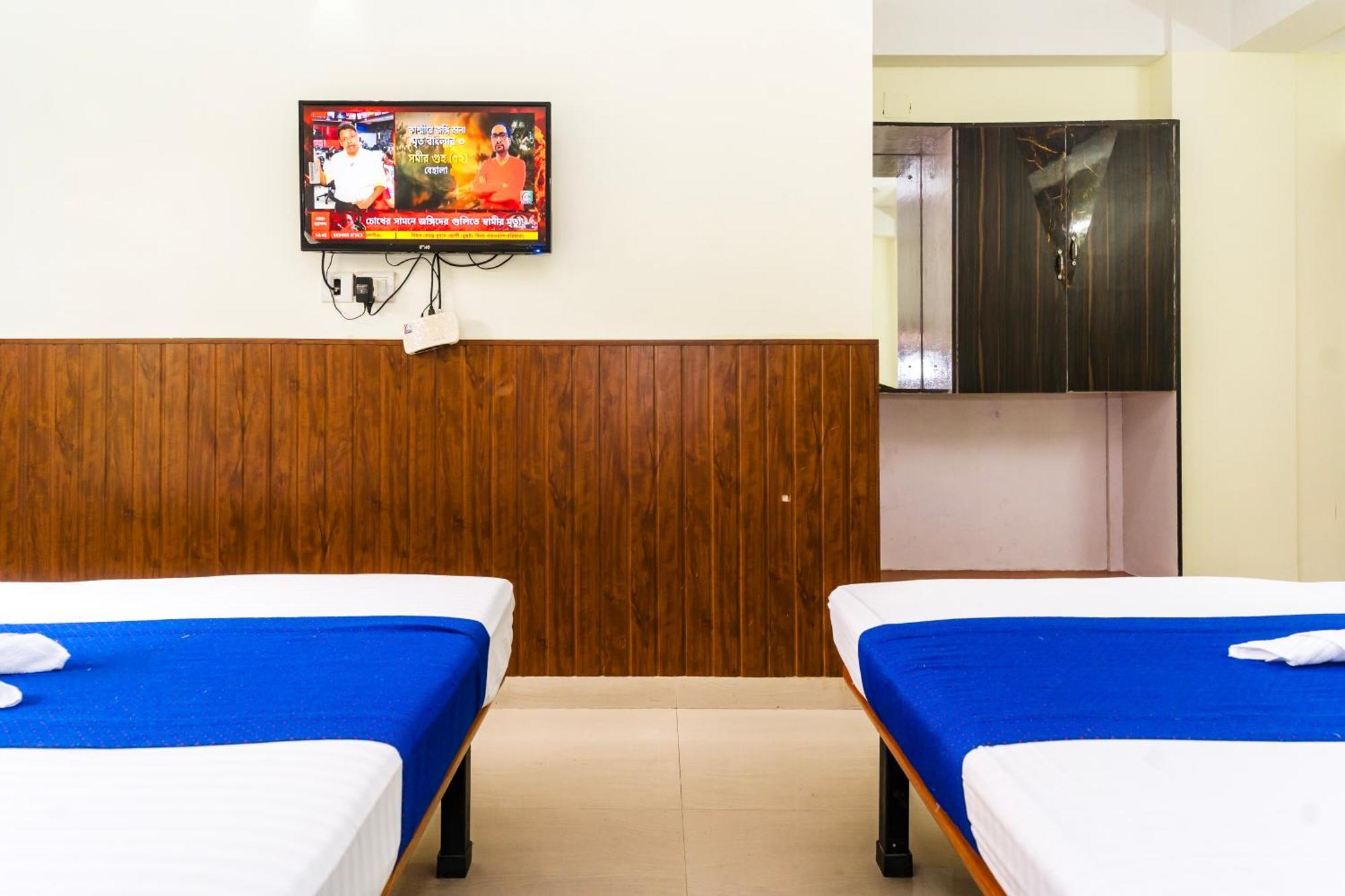 סיליגורי Hotel Niladrii Galaxy מראה חיצוני תמונה